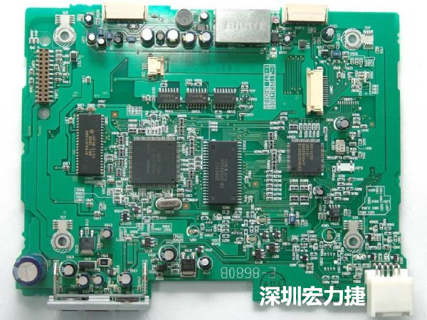 大面積PCB若電子元器件數(shù)量多、重量較重，板材強(qiáng)度不夠時(shí)容易產(chǎn)生PCB中央部凹陷問(wèn)題。