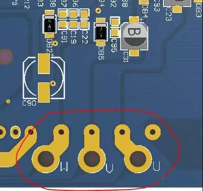 PCB設(shè)計(jì)不僅可以將PCB實(shí)現(xiàn)為即插即用的插件，而且可以增加焊料的厚度以達(dá)到過(guò)大電流的目的。